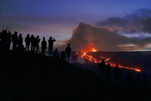 Mauna Loa eruption in Hawaii: How to stay safe while visiting volcanoes