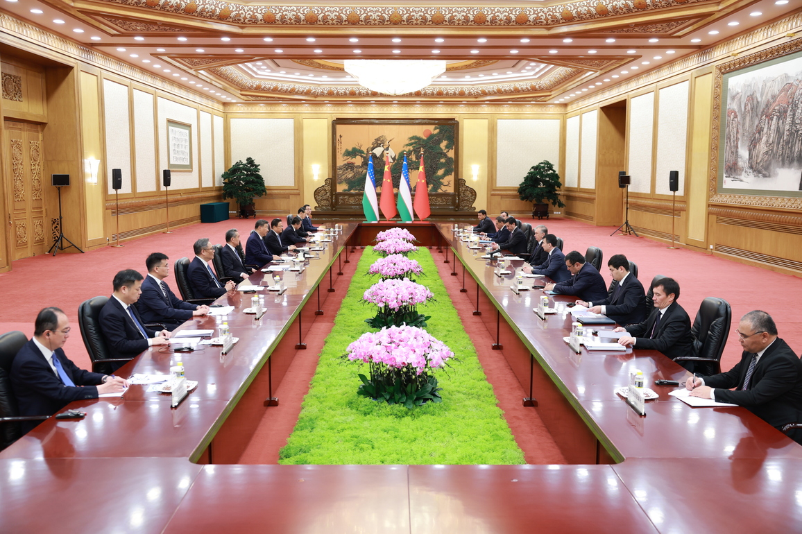CHINA-BEIJING-XI JINPING-UZBEK PRESIDENT-MEETING (CN)