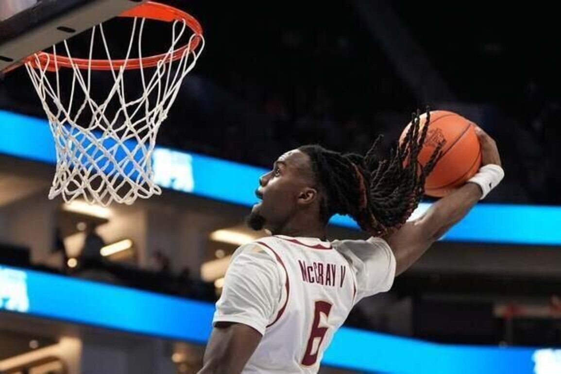 Robert McCray (30 points), red-hot Florida State best Cal
