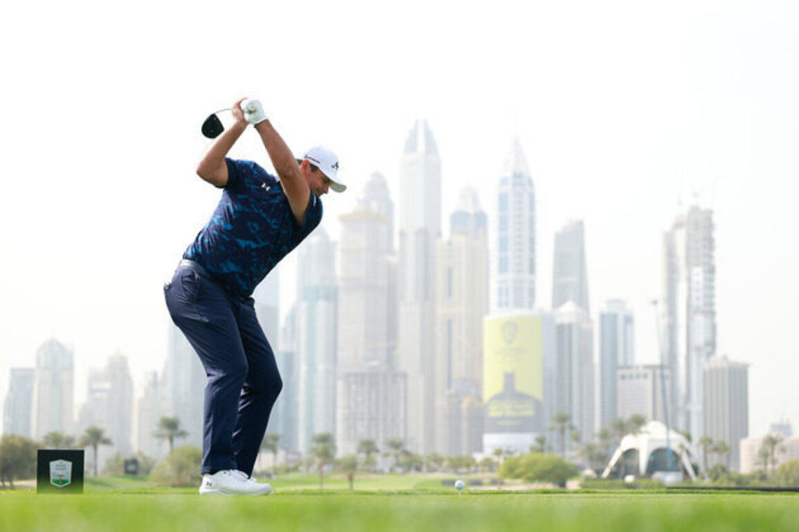 Reed maintains lead at Hero Dubai Desert Classic