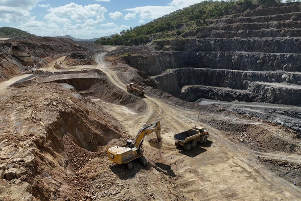 Tungsten miner EQR hits up investors again
