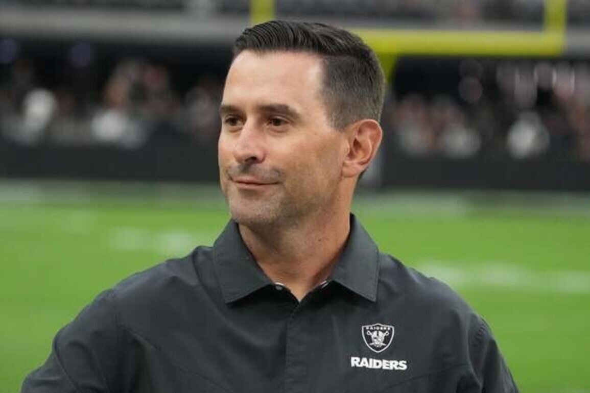 Report: Vikings request interviews for GM candidates