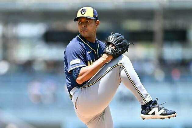 Behind Jose Quintana, Brewers aim for series sweep vs. Braves