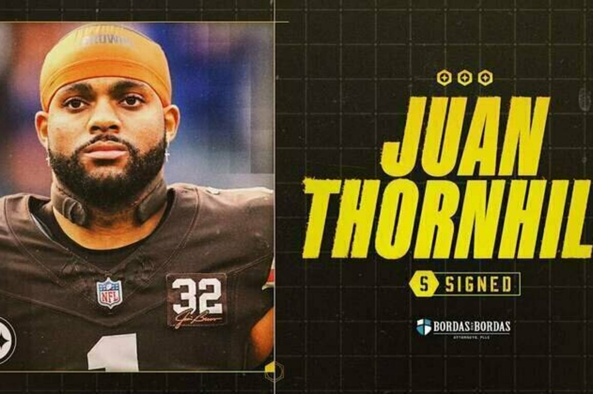 Thornhill signed to one-year contract 