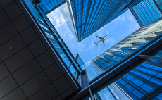 Can investment in sustainable aviation technology reduce the industry's carbon footprint?