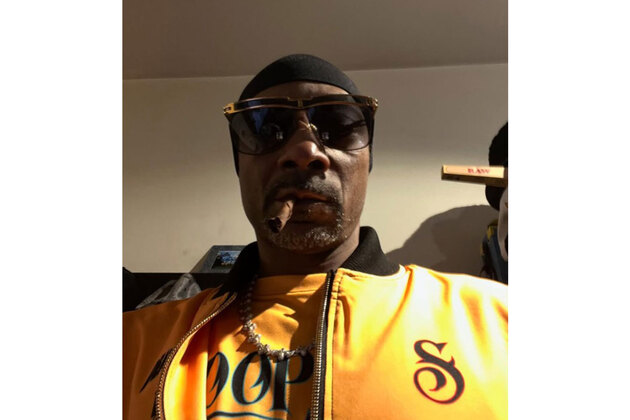 Snoop Dogg, Eli Roth join forces for horror film "Don't Go In That House, B****!"