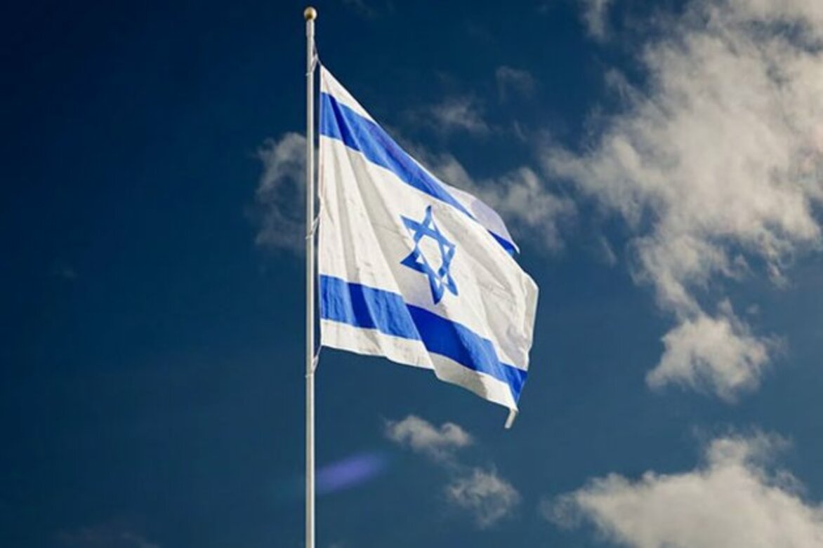 Israel searching for survivors as empty migrant boat washes ashore