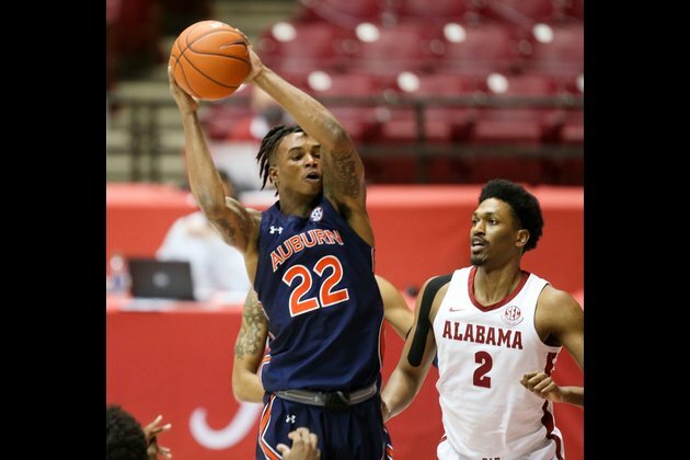 Auburn F Allen Flanigan returning for junior season