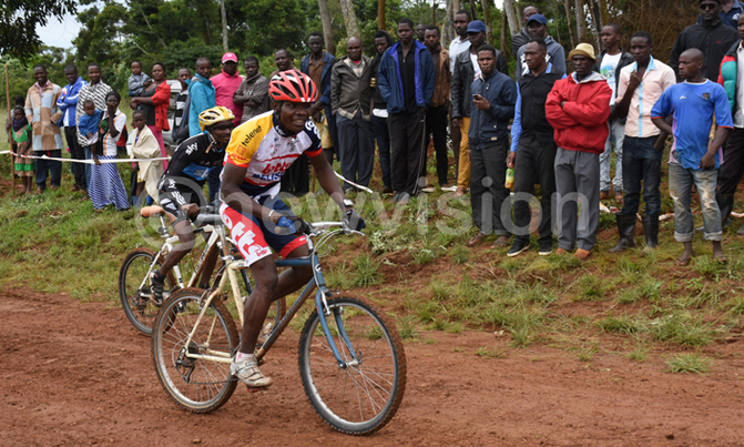 Youngsters upset adults in FIM Enduro Youngsters upset adults in FIM Enduro