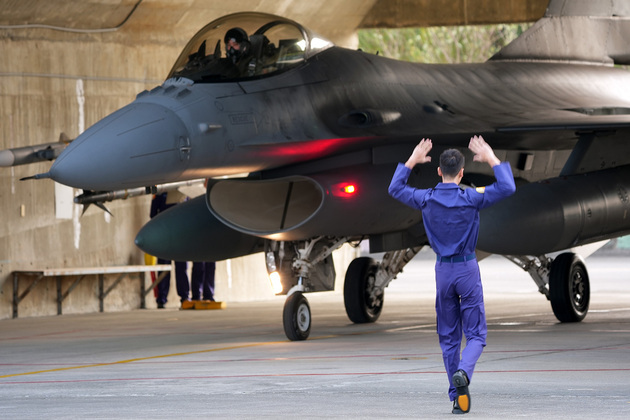 Taiwan detects 2 sorties of Chinese aircraft, 9 vessels, 1 ship around itself