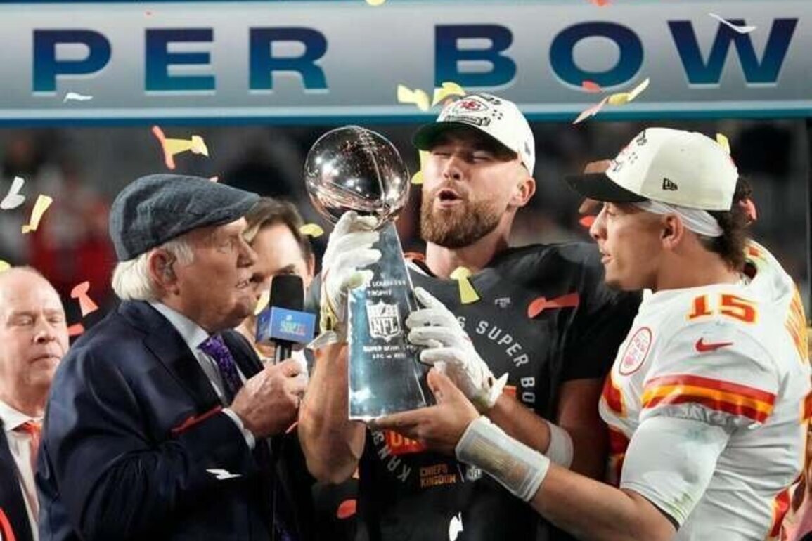 Report: Travis Kelce, Chiefs to discuss future after Super Bowl