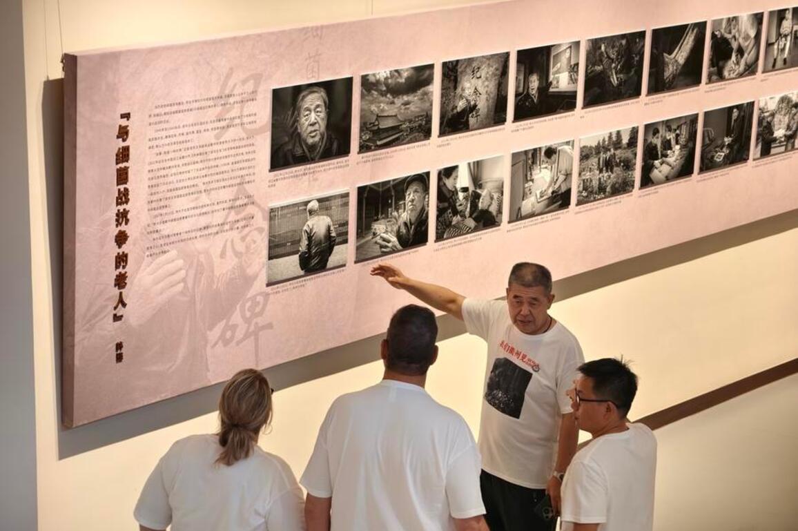 A Chinese photographer's quest to preserve WWII histories