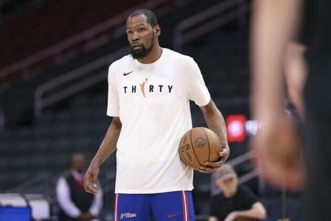 Rockets open series vs. Lakers without star Kevin Durant (knee)