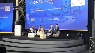 A panel discussed the role of the automotive industry in EV uptake in Europe