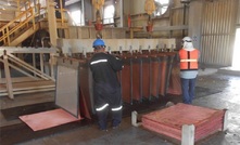 Stripping of copper cathodes at Luz del Cobre