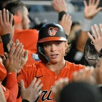 Orioles' offense stays hot in win over Blue Jays