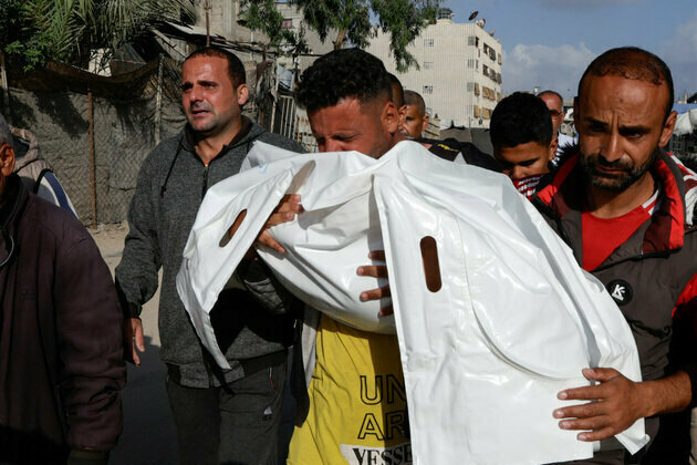 77 Palestinians martyred in Gaza in 24 hours