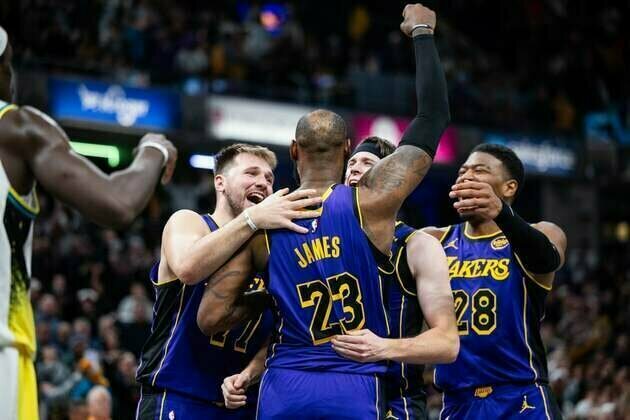 NBA roundup: LeBron James' buzzer-beater lifts Lakers past Pacers