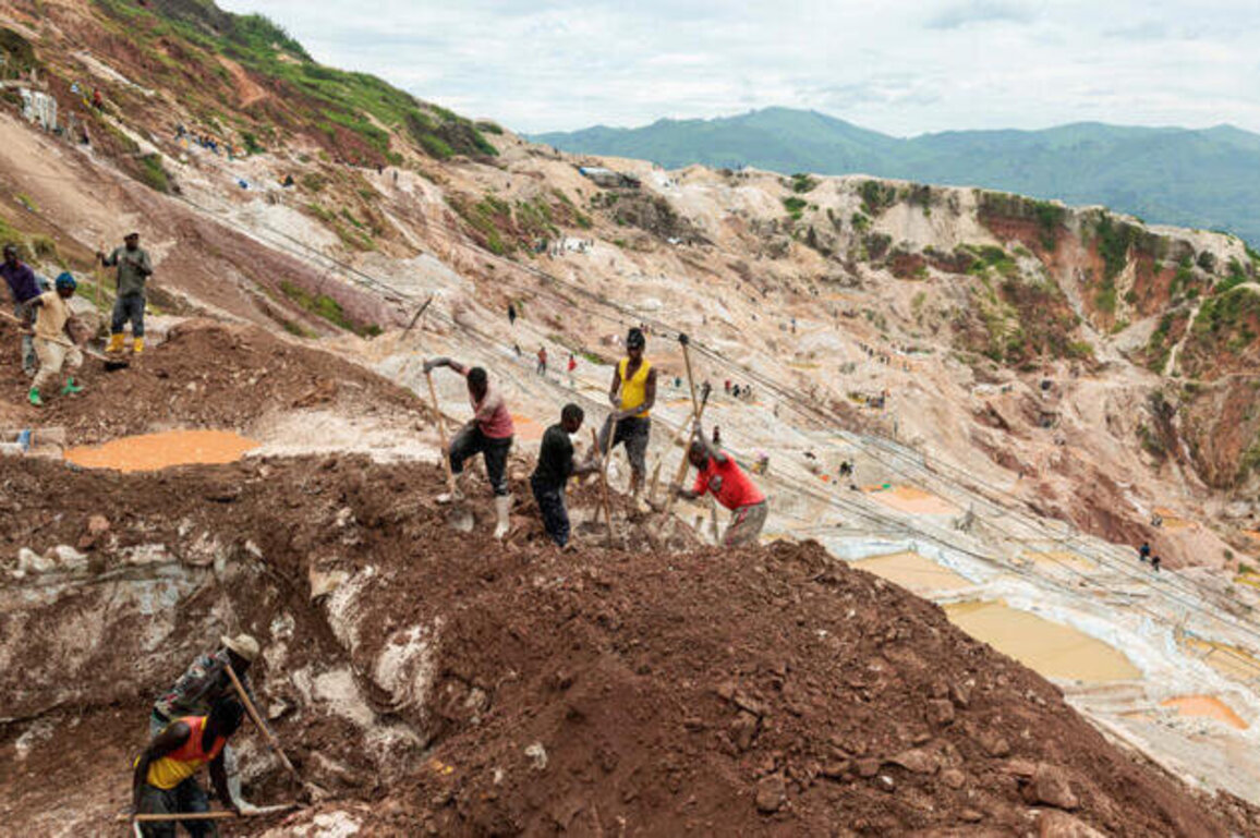Massive landslide in eastern DR Congo coltan mine kills at least 200