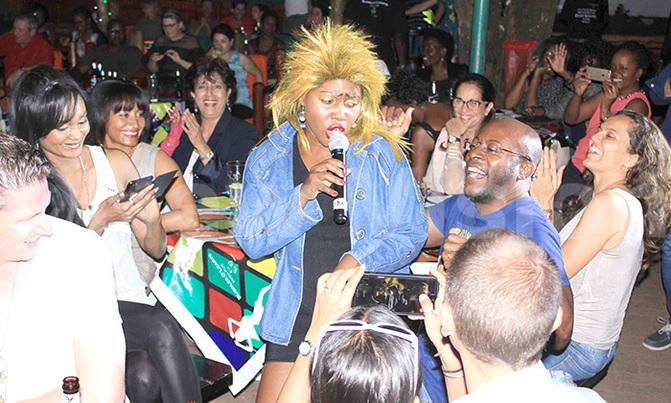 Fans thrilled by the 80's jams show Fans thrilled by the 80's jams show