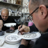 MIDEAST-HEBRON-CERAMIC HANDICRAFTS