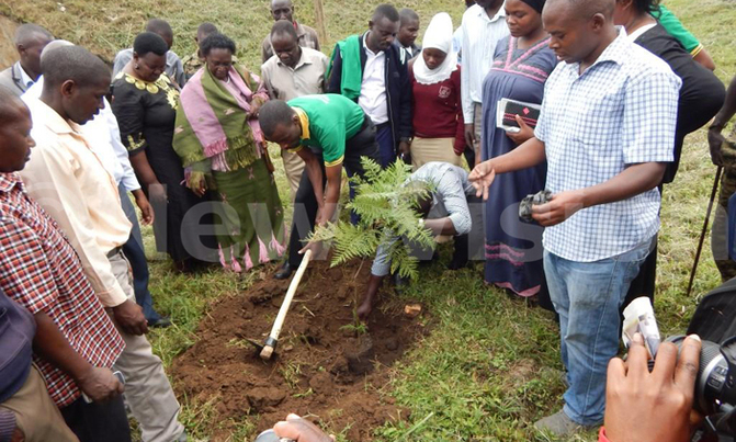 Project to restore River Mpanga launched in Fort Portal Project to restore River Mpanga launched in Fort Portal