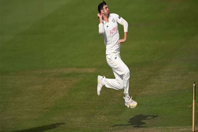 Mitchell Killeen signs for Essex on two-year deal