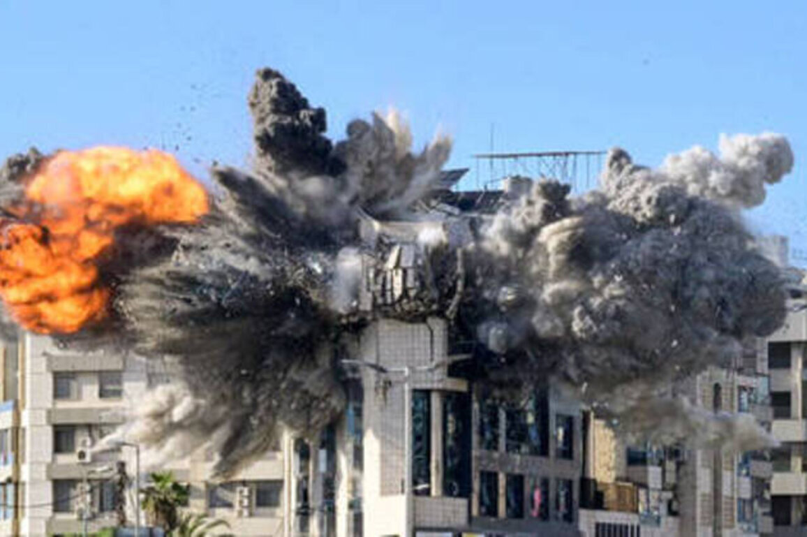 Trump expects Iran war to end in 'two to three weeks' as Israeli jets bomb Beirut (VIDEOS, PHOTOS)
