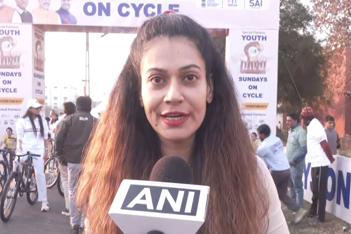 "It feels very good...": Payal Rohatgi praises Fit India Sunday on Cycle initiative