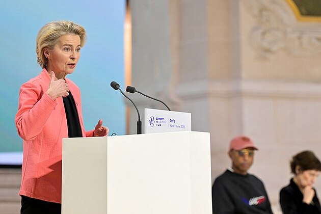EU suspends retaliation as Trump’s tariff deadline looms