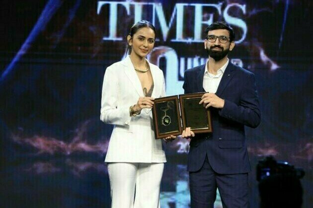 Coding Jr's CEO, Sumit Bhat felicitated at Times 40 Under 40