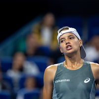 InPics | China's Zheng comes back to beat Arango in China Open second round