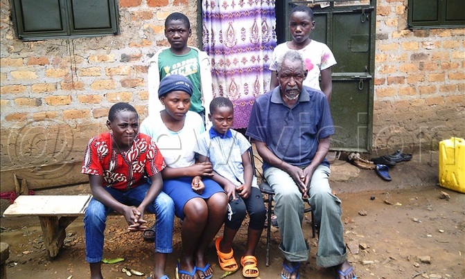 71-year-old man toils to raise 12 grandchildren 71-year-old man toils to raise 12 grandchildren