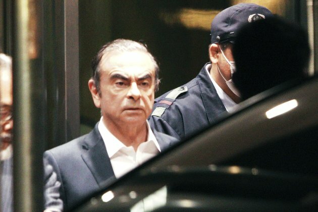 US Arrests 2 Men Accused of Aiding Ex-Nissan Boss&#039; Escape