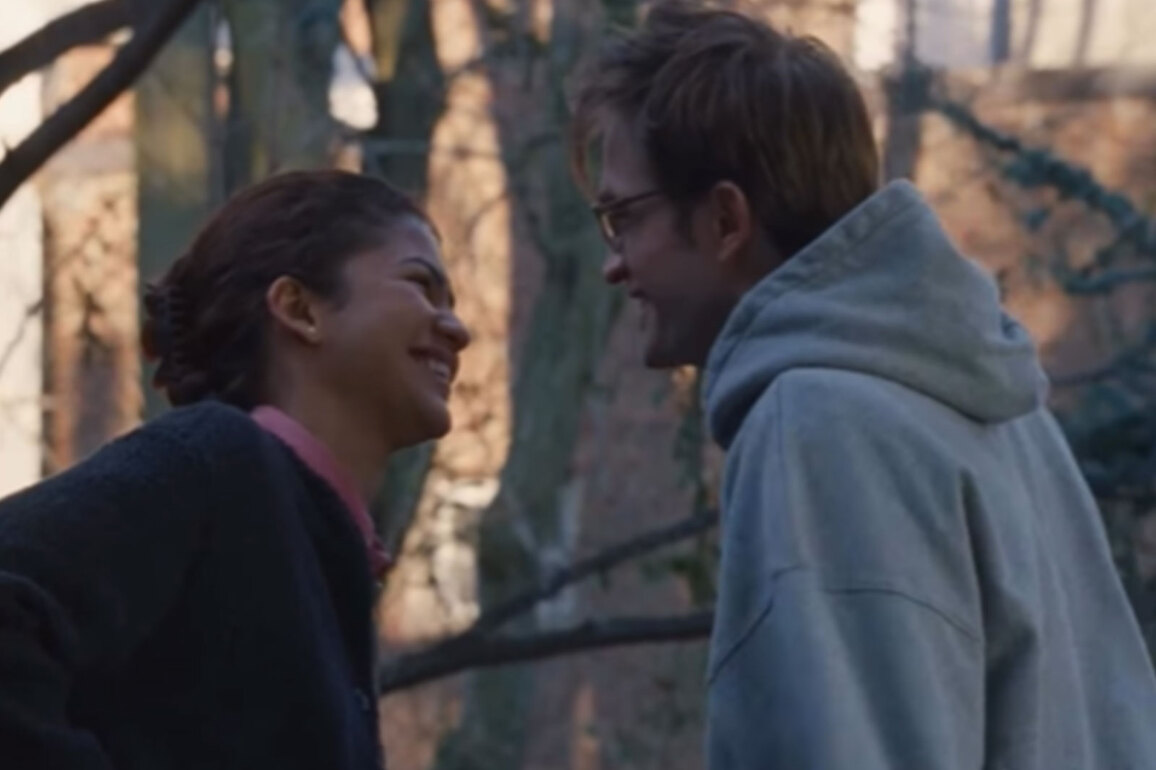 'The Drama' trailer teases cracks in Zendaya, Robert Pattinson's seemingly "perfect relationship"