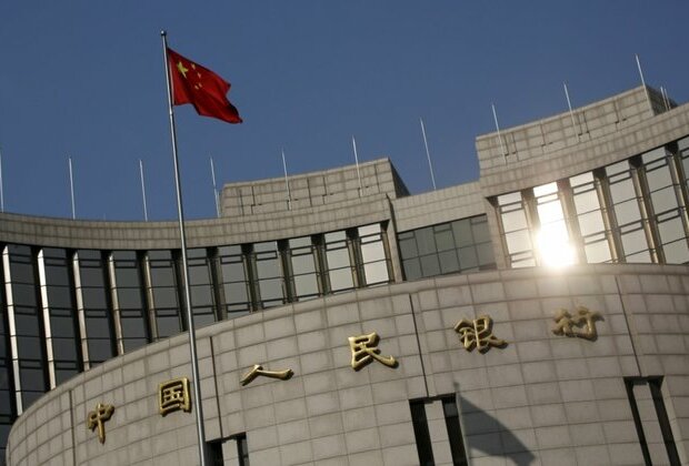 China Cuts Lending Benchmarks to Revive Faltering Economy