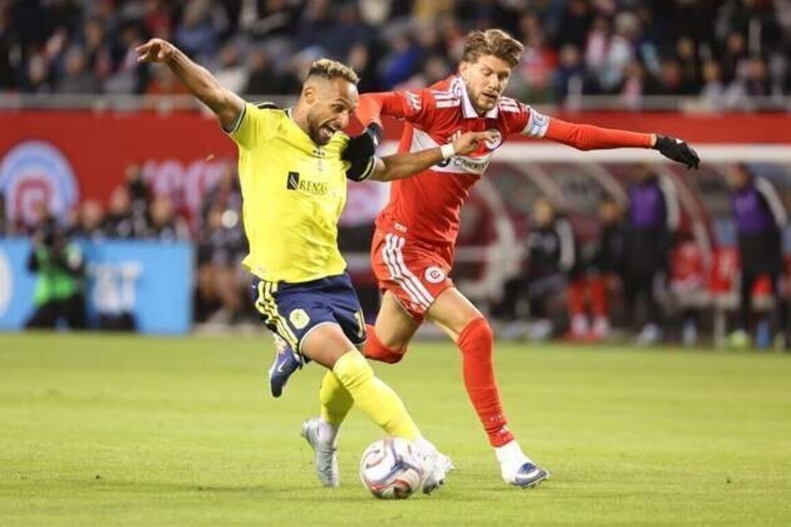 East-leading Nashville faces early challenge from Charlotte