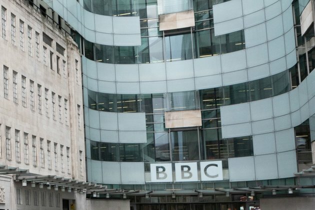 Even flat-earthers should get airtime, BBC says