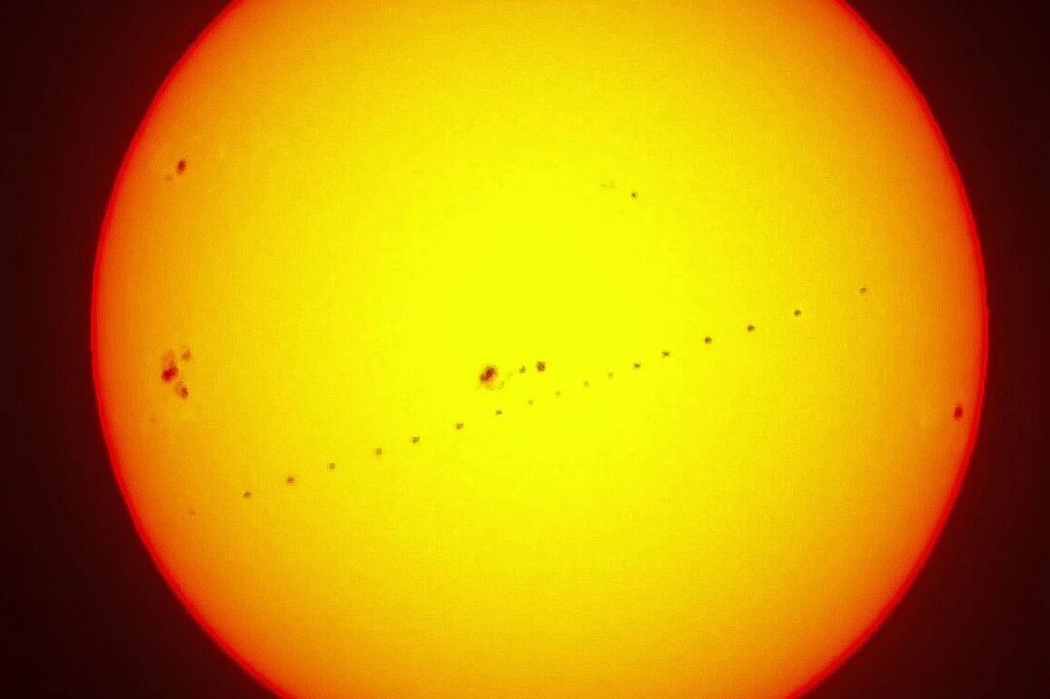 (EyesOnSci)CHINA-SPACE STATION-SUN (CN)