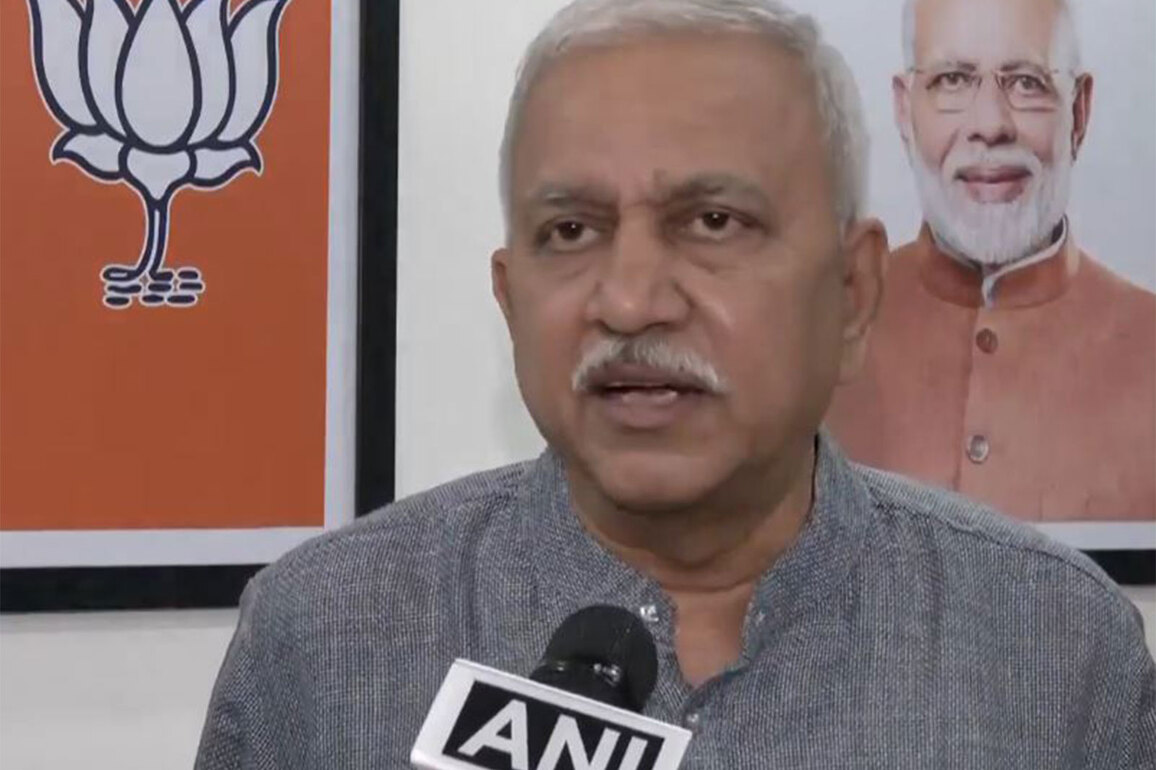 "Don't think Dayanidhi Maran has any common sense": BJP's Narayanan Thirupathy slams DMK MP over remarks on girls in North India
