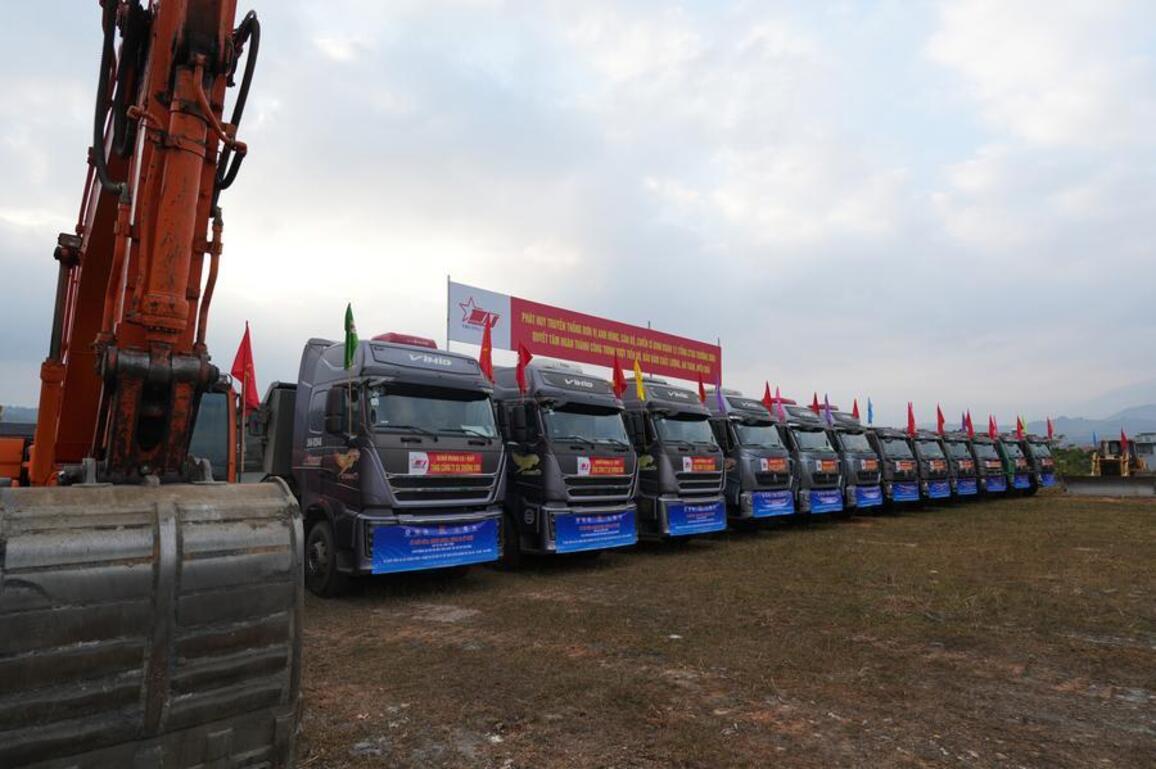 Vietnam's northwest welcomes steel rails carrying future prosperity