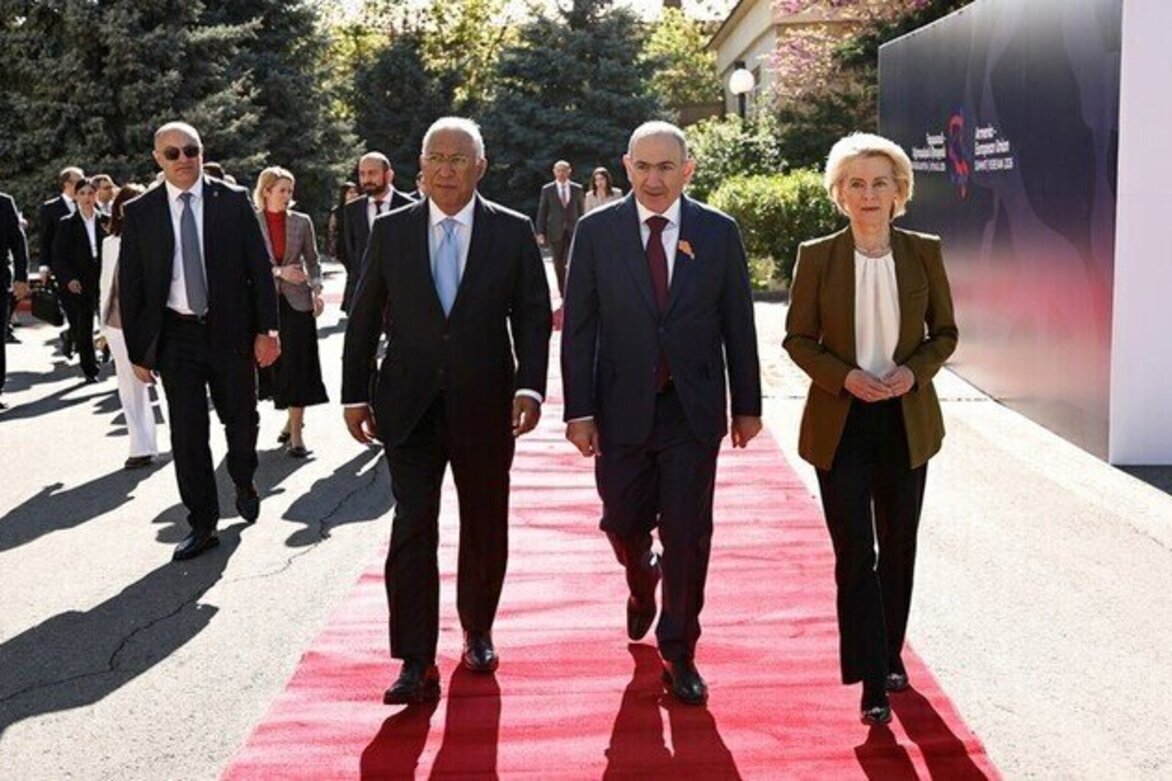 Armenias PM falling into EU trap aimed at Russia  diaspora leader 
