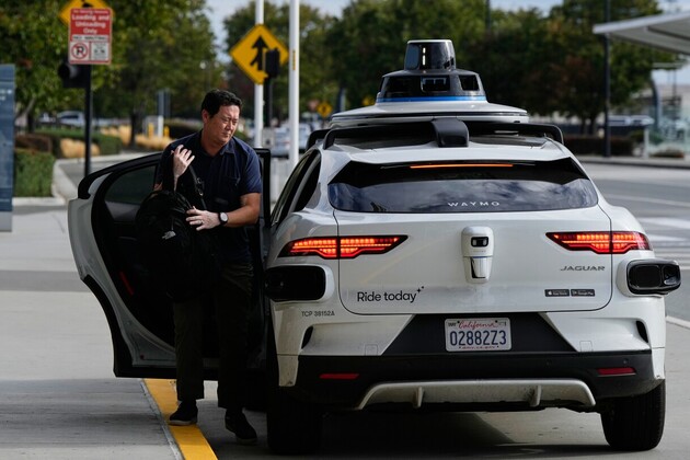 Waymo, GHSA launch AV safety training for first responders