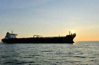 Russian oil exports edge higher  Bloomberg