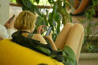 Dopamine can make it hard to put down our phone or abandon the online shopping cart. Here's why