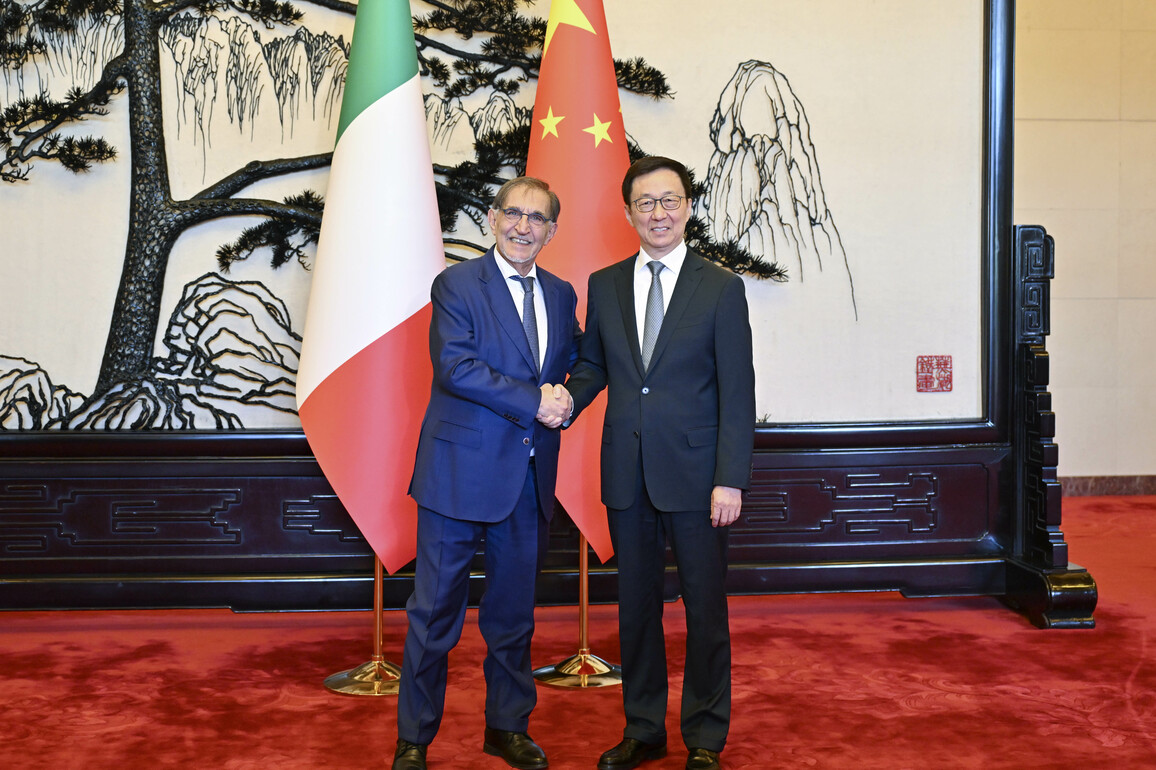 CHINA-BEIJING-HAN ZHENG-ITALY'S SENATE PRESIDENT-MEETING (CN)