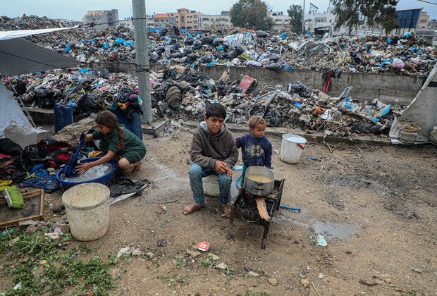 MIDEAST-GAZA CITY-DISPLACED CHILDREN