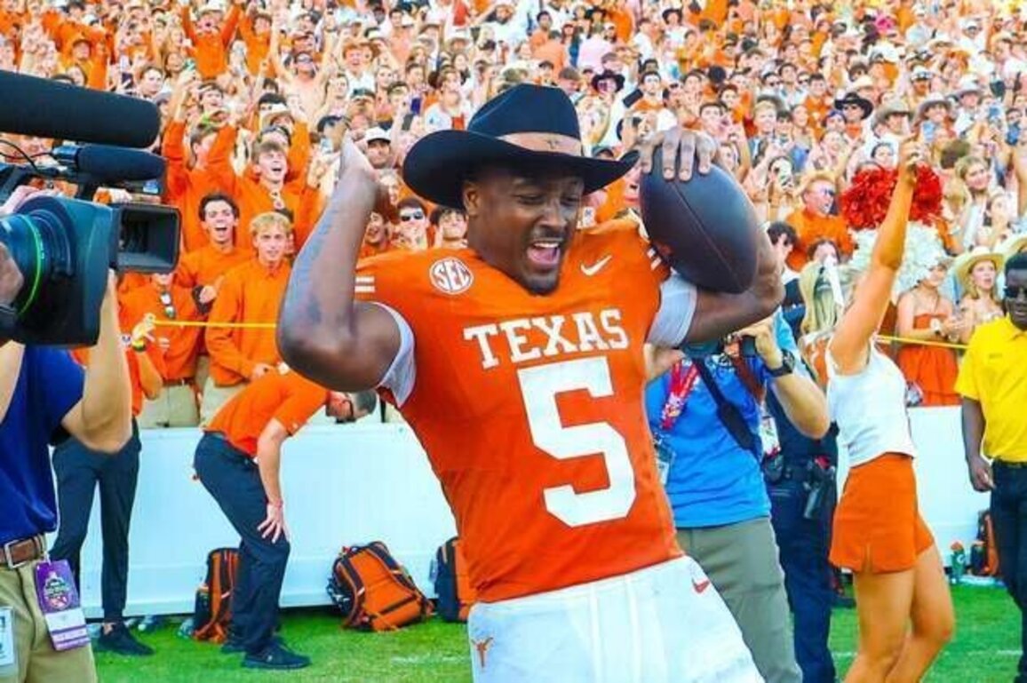 Texas' leading rusher Tre Wisner entering portal