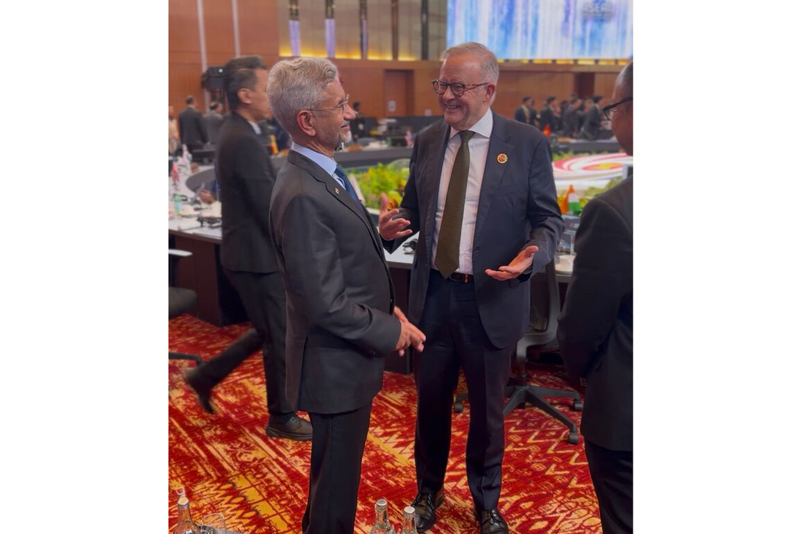 EAM Jaishankar meets Australian PM Anthony Albanese on sidelines of East Asia Summit