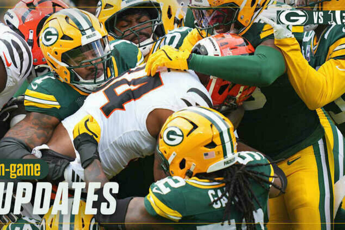 Packers lead Bengals 10-0 at halftime